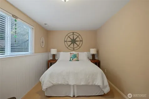 8189 Whidbey Drive Clinton WA 98236