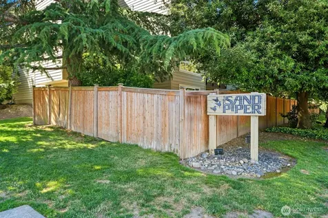 5844 NE 75th Street Seattle WA 98115