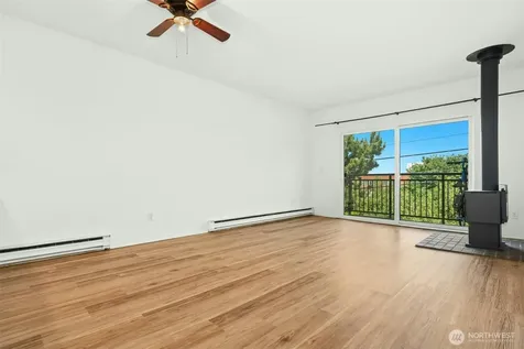 5844 NE 75th Street Seattle WA 98115