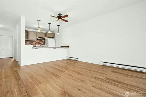5844 NE 75th Street Seattle WA 98115