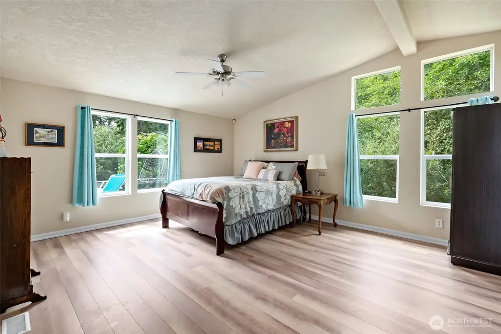 5220 Lakeside Drive Langley WA 98260