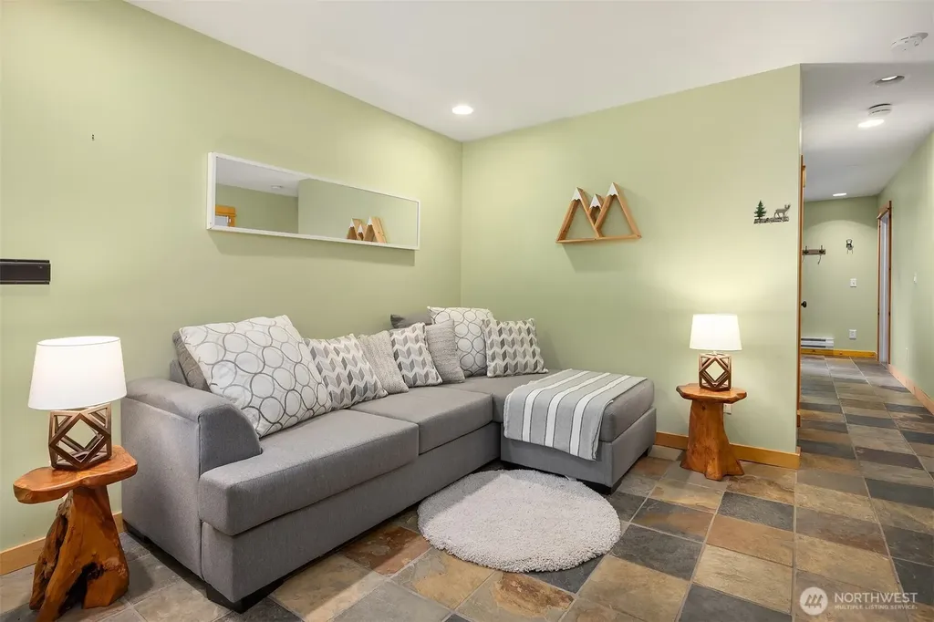 190 Rampart Drive Snoqualmie Pass WA 98068