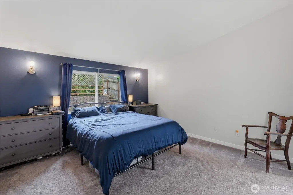 141 E Village View Drive Allyn WA 98524