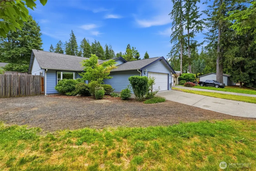 141 E Village View Drive Allyn WA 98524