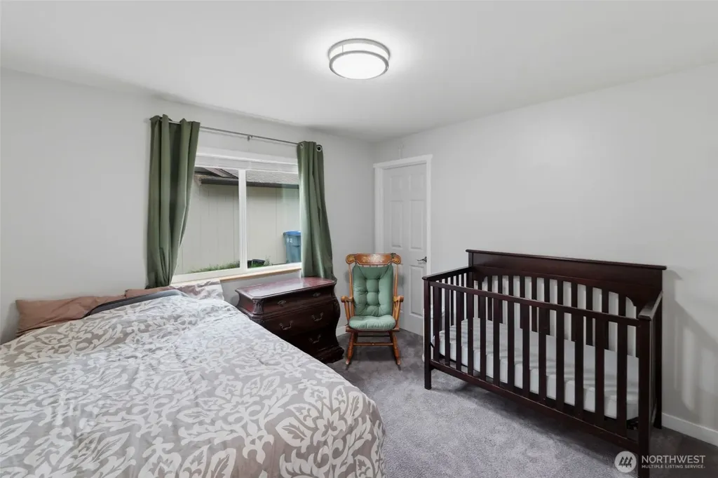 141 E Village View Drive Allyn WA 98524