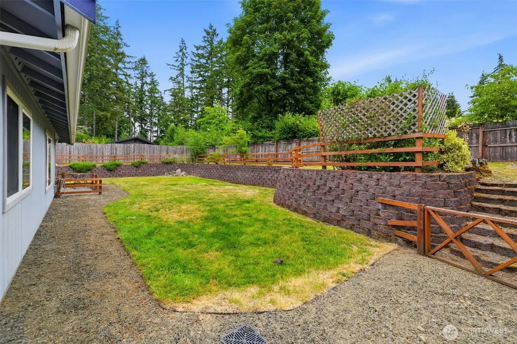 141 E Village View Drive Allyn WA 98524