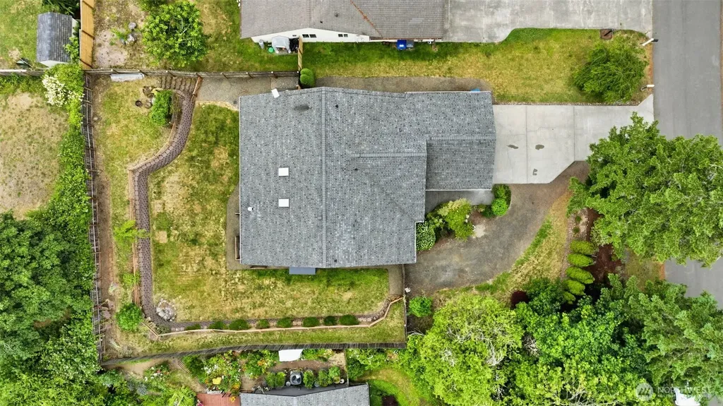 141 E Village View Drive Allyn WA 98524