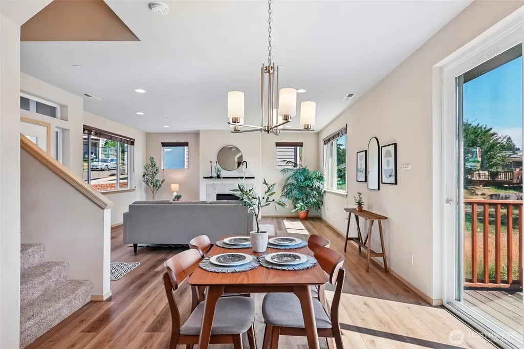 2548 Filbert Avenue Bremerton WA 98310