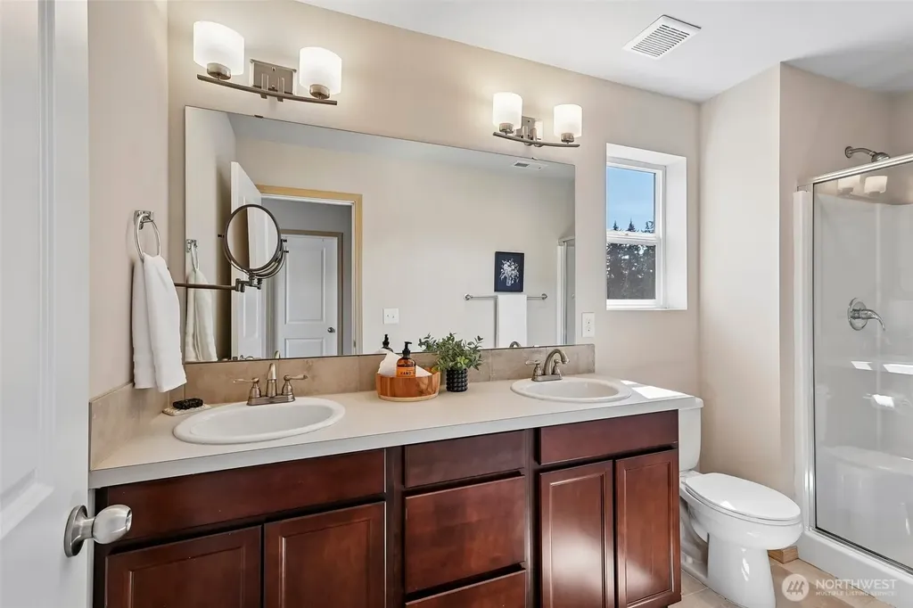 2548 Filbert Avenue Bremerton WA 98310