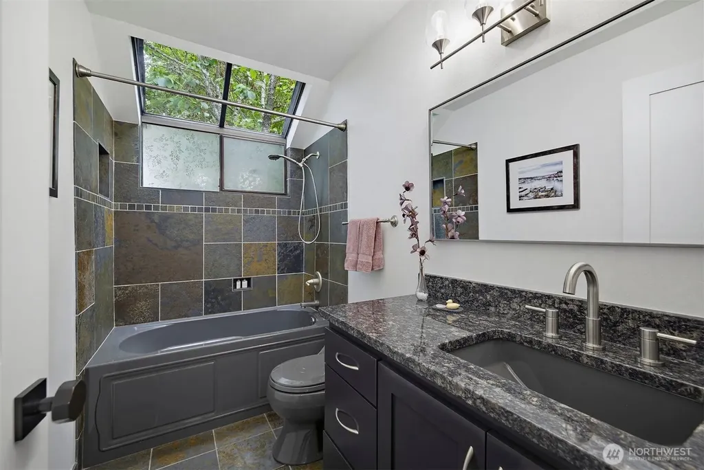 16653 157th Avenue SE Renton WA 98058