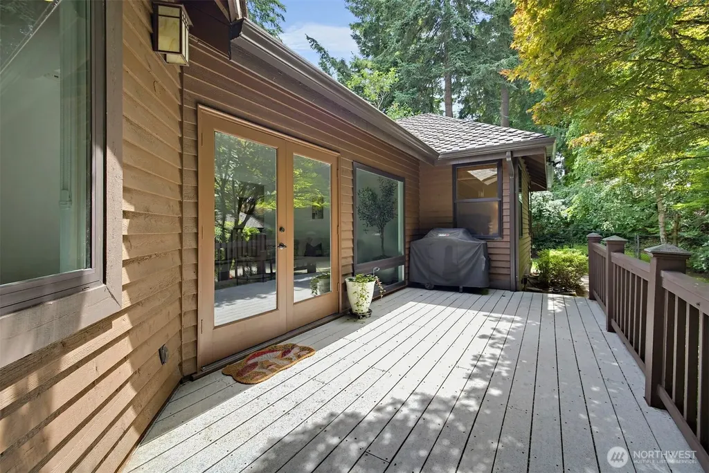 16653 157th Avenue SE Renton WA 98058