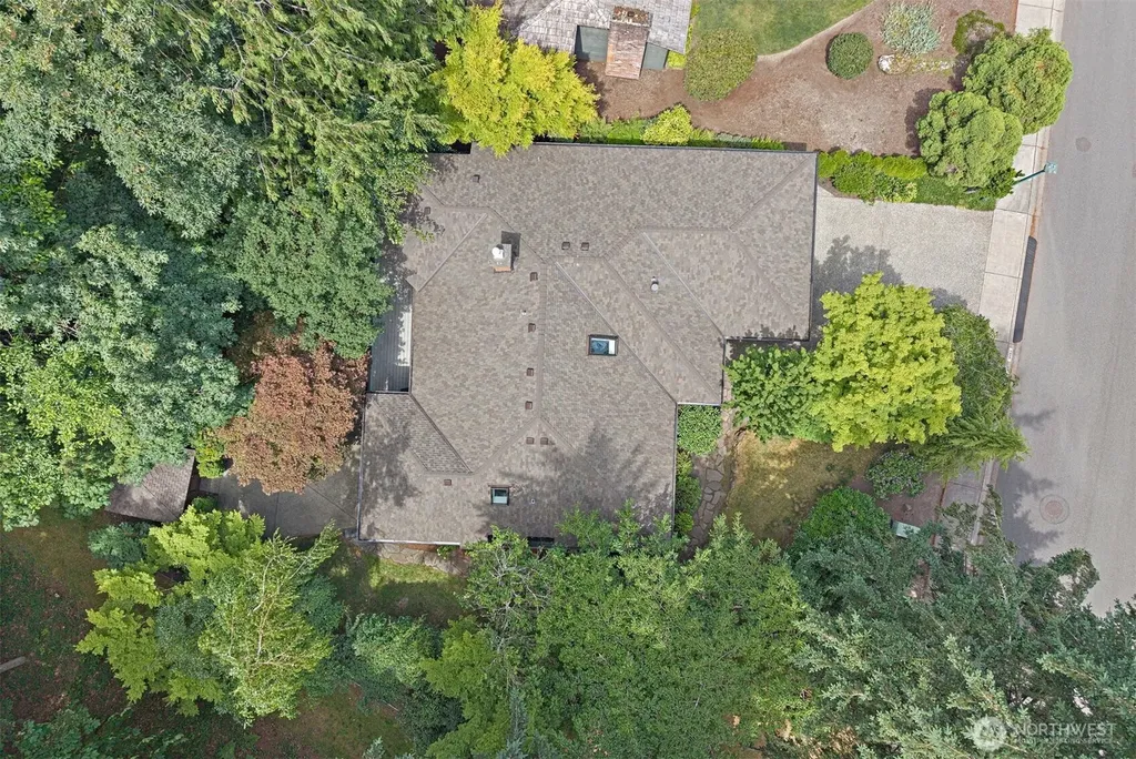 16653 157th Avenue SE Renton WA 98058
