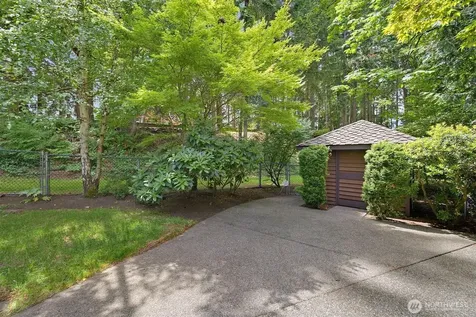 16653 157th Avenue SE Renton WA 98058
