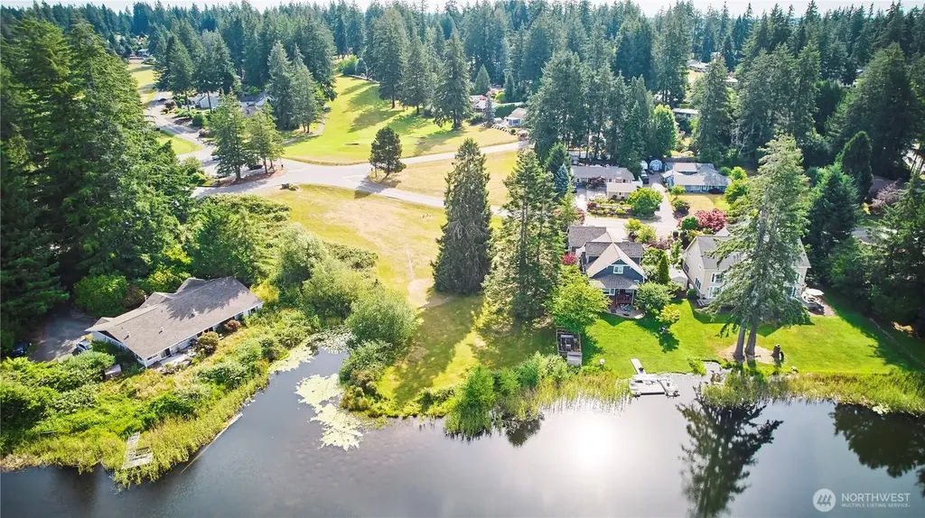 40 E Lakeshore Drive Allyn WA 98524