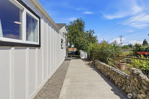 6240 S M Street Tacoma WA 98408