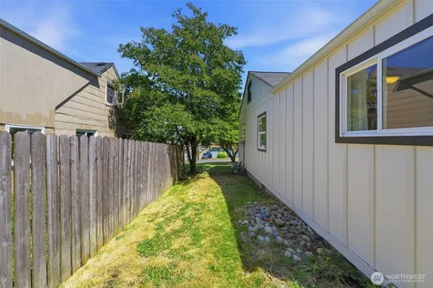 6240 S M Street Tacoma WA 98408