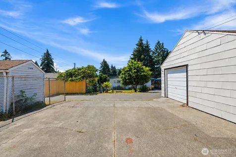 6240 S M Street Tacoma WA 98408