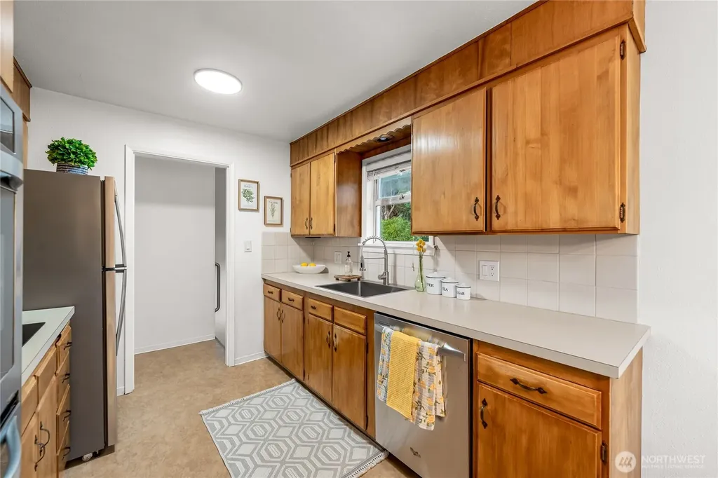 13203 2nd Avenue NW Seattle WA 98177
