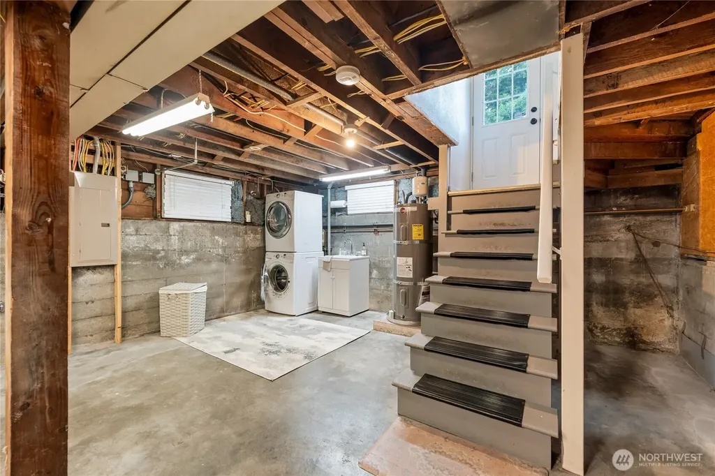13203 2nd Avenue NW Seattle WA 98177