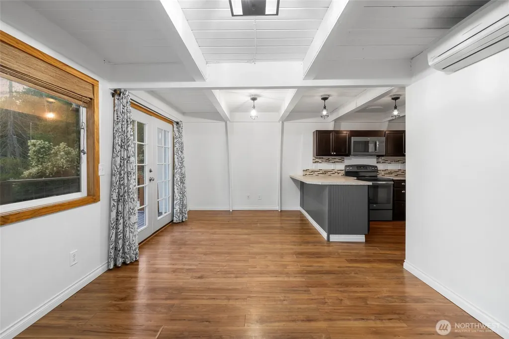 1117 Halsey Drive Coupeville WA 98239