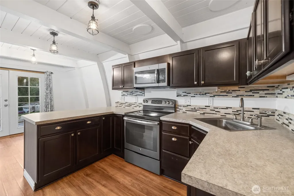 1117 Halsey Drive Coupeville WA 98239