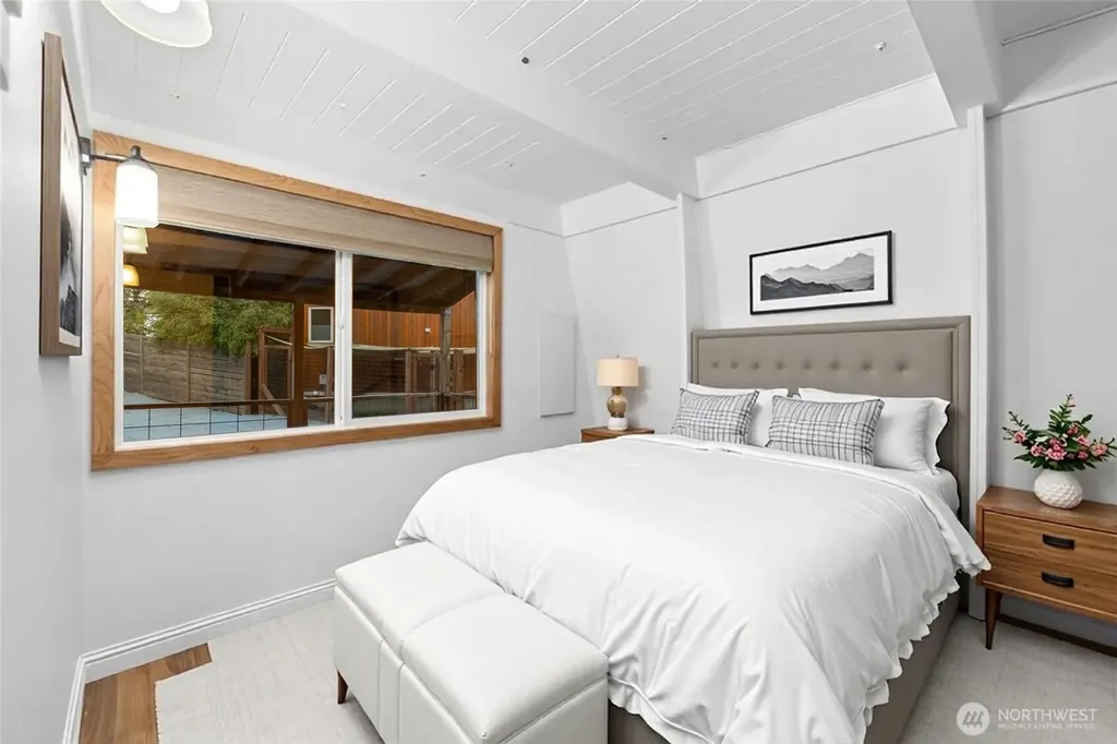 1117 Halsey Drive Coupeville WA 98239
