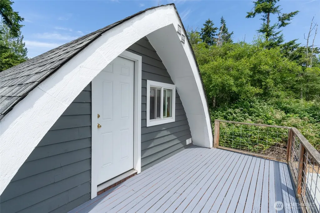 1117 Halsey Drive Coupeville WA 98239