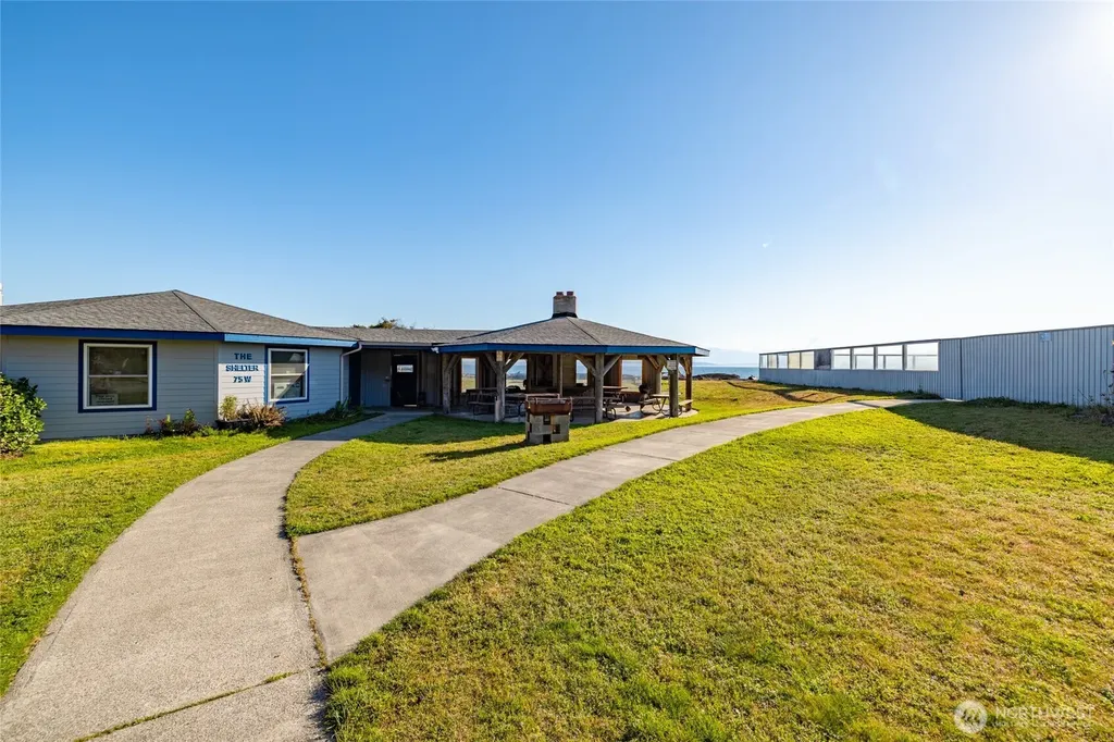 1117 Halsey Drive Coupeville WA 98239