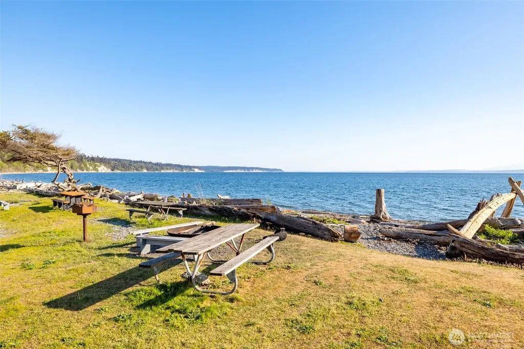 1117 Halsey Drive Coupeville WA 98239