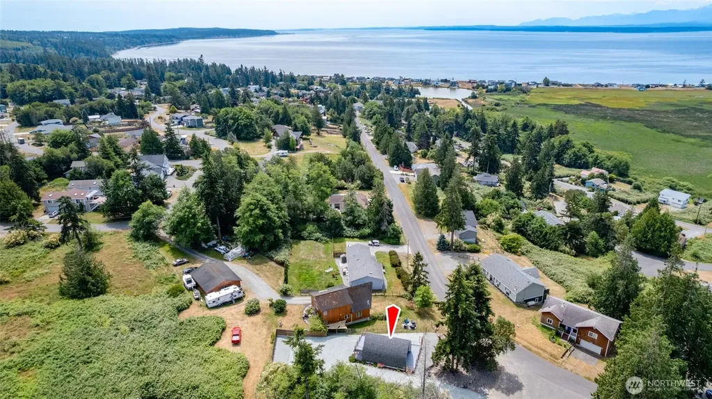 1117 Halsey Drive Coupeville WA 98239