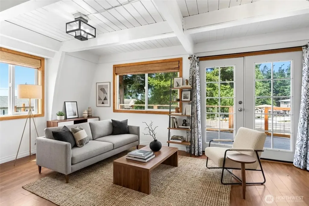 1117 Halsey Drive Coupeville WA 98239