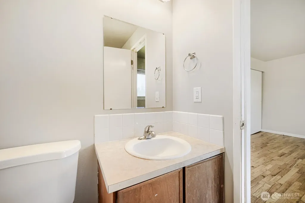 23227 110th Place SE Kent WA 98031