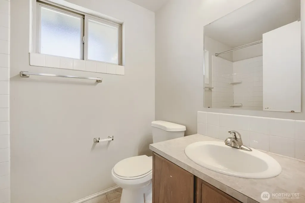 23227 110th Place SE Kent WA 98031