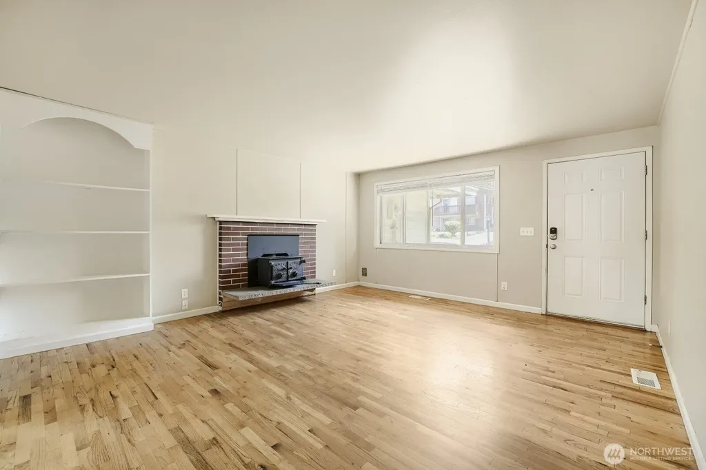 23227 110th Place SE Kent WA 98031