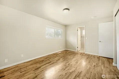 23227 110th Place SE Kent WA 98031