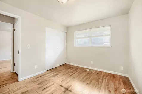 23227 110th Place SE Kent WA 98031