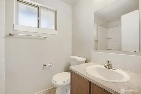 23227 110th Place SE Kent WA 98031