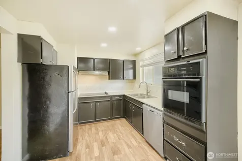 23227 110th Place SE Kent WA 98031