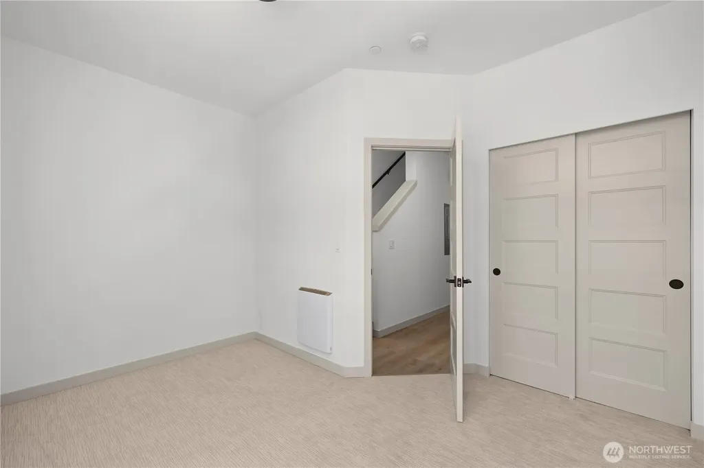 7011 9th Avenue NE Seattle WA 98115