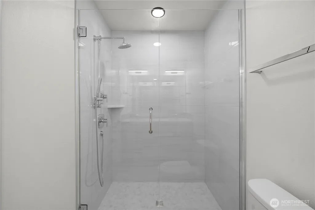 7011 9th Avenue NE Seattle WA 98115