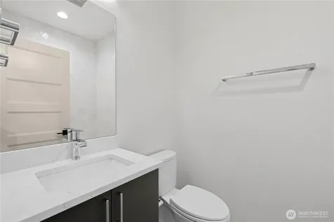 7011 9th Avenue NE Seattle WA 98115