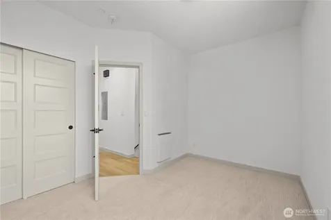 7011 9th Avenue NE Seattle WA 98115