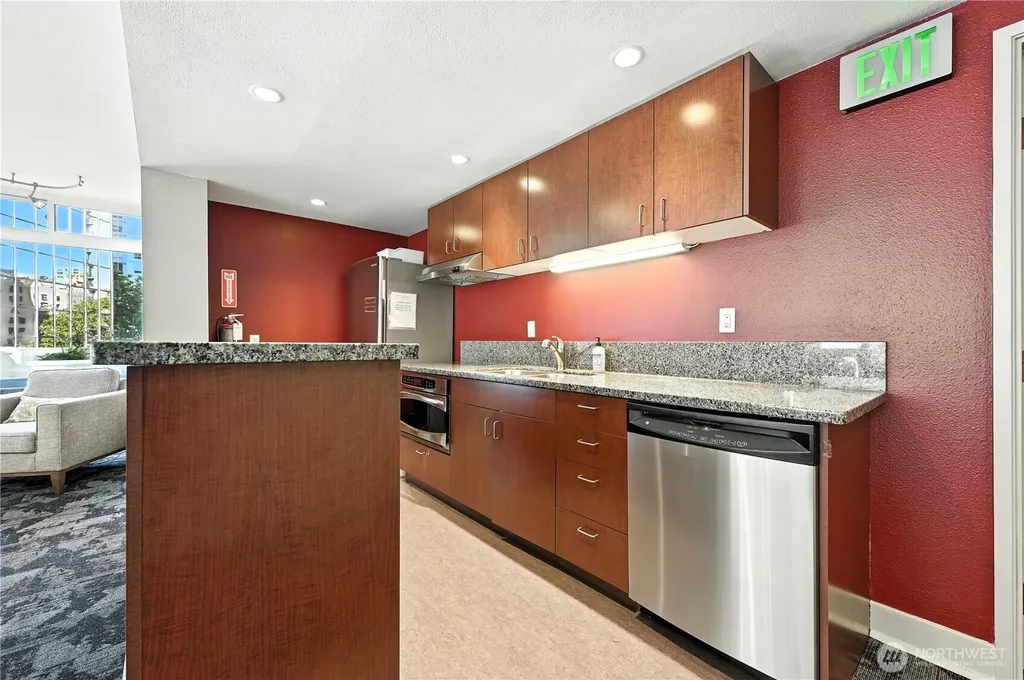 2100 3rd Avenue Seattle WA 98121