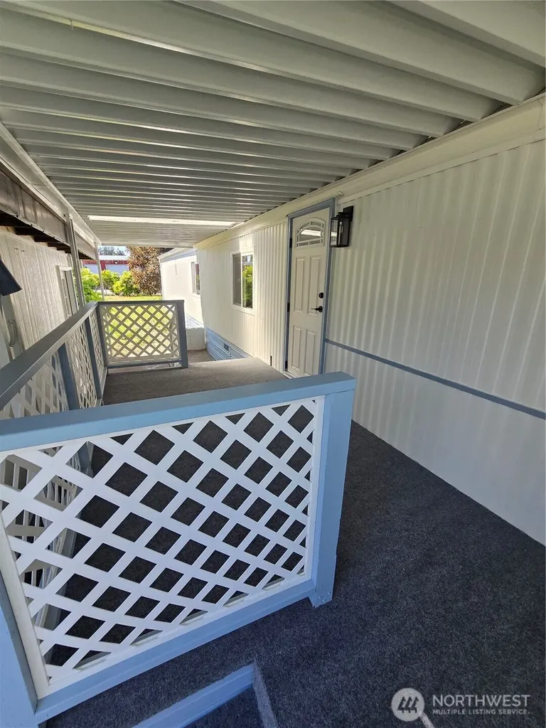 20710 9th Avenue E Spanaway WA 98387
