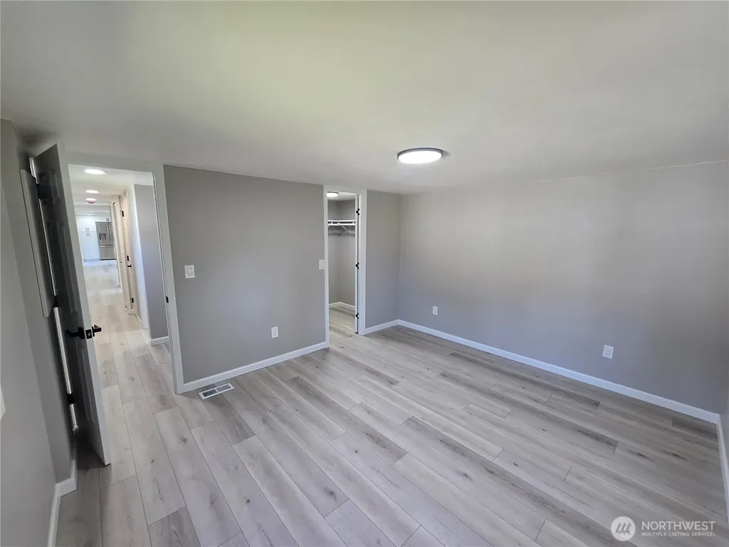 20710 9th Avenue E Spanaway WA 98387