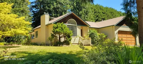 2817 Huckleberry Lane Camano Island WA 98282