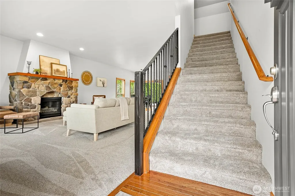 1451 Larkspur Street Lynden WA 98264