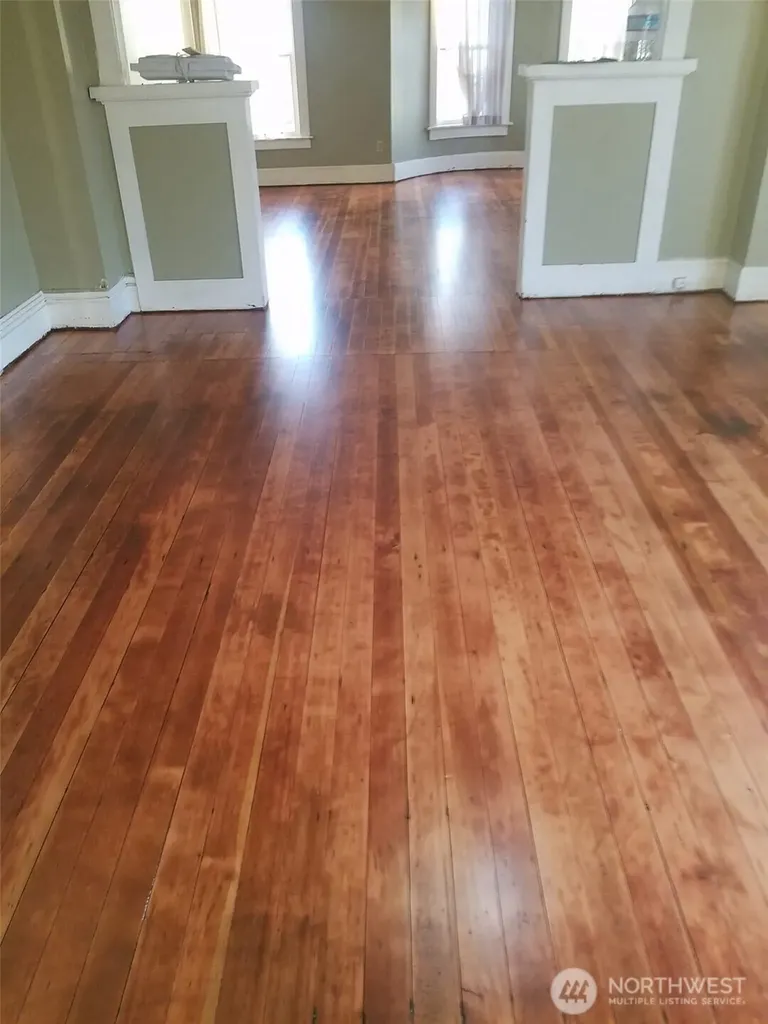 2152 S -54 J St Street Tacoma WA 98405