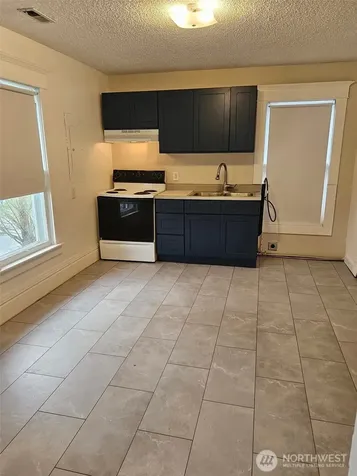 2152 S -54 J St Street Tacoma WA 98405