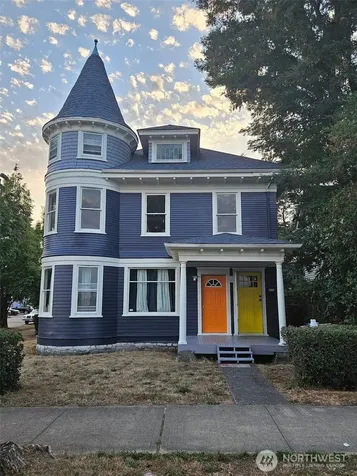 2152 S -54 J St Street Tacoma WA 98405